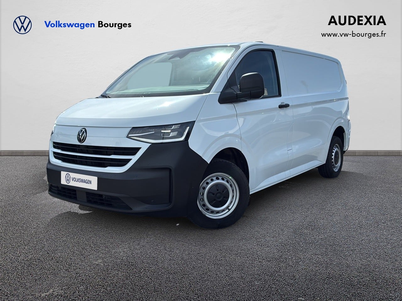 VOLKSWAGEN UTILITAIRES TRANSPORTER VAN